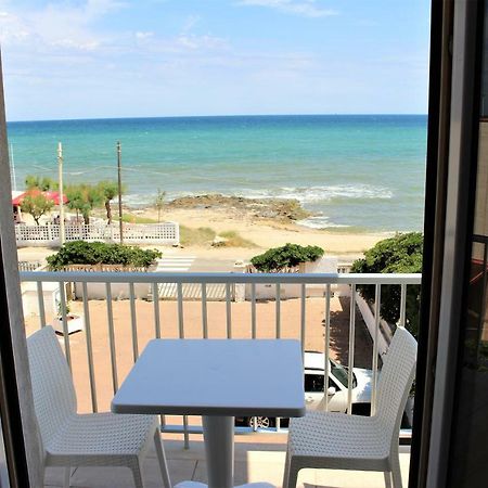 Appartamenti Costa Dei Trulli Torre Canne Kültér fotó