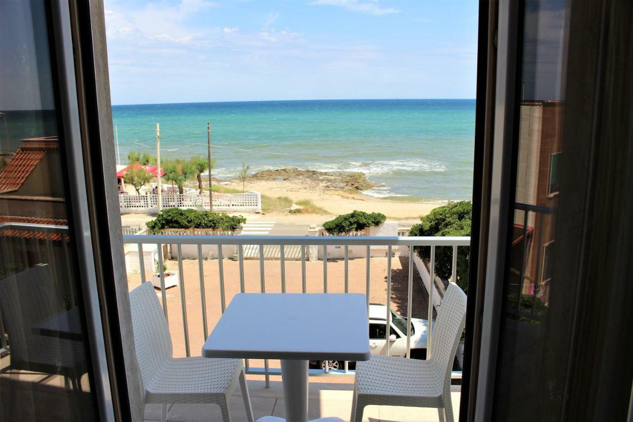 Appartamenti Costa Dei Trulli Torre Canne Kültér fotó