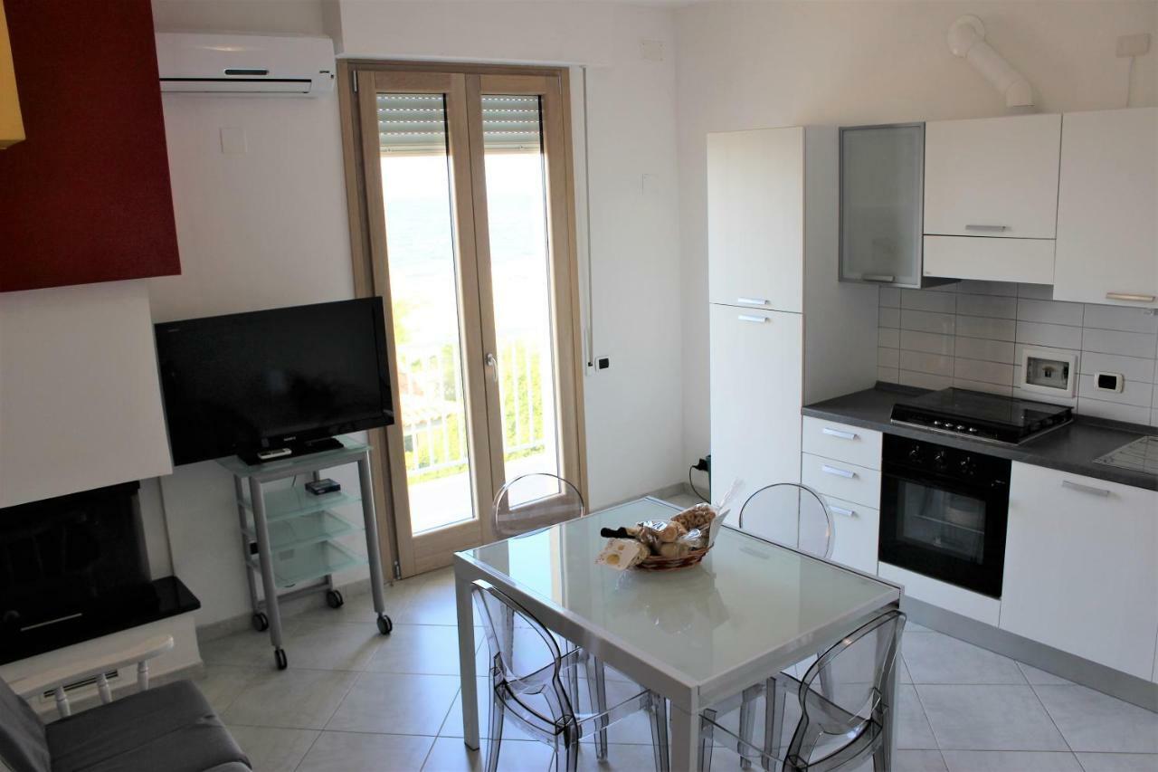 Appartamenti Costa Dei Trulli Torre Canne Kültér fotó